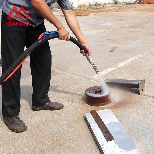 DB500 and DB800 Portable Dustless Wet Sandblasting Machine