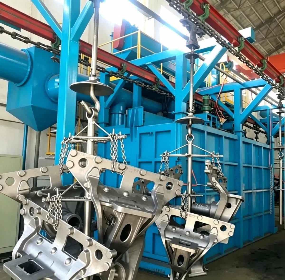 Rubber Tumbler Belt Shot Blasting Machine Hook Shot Blaster Steel Structure Surface Clean Casting Catenary Type Shot Blasting Machine for Cleaning Metal Casting