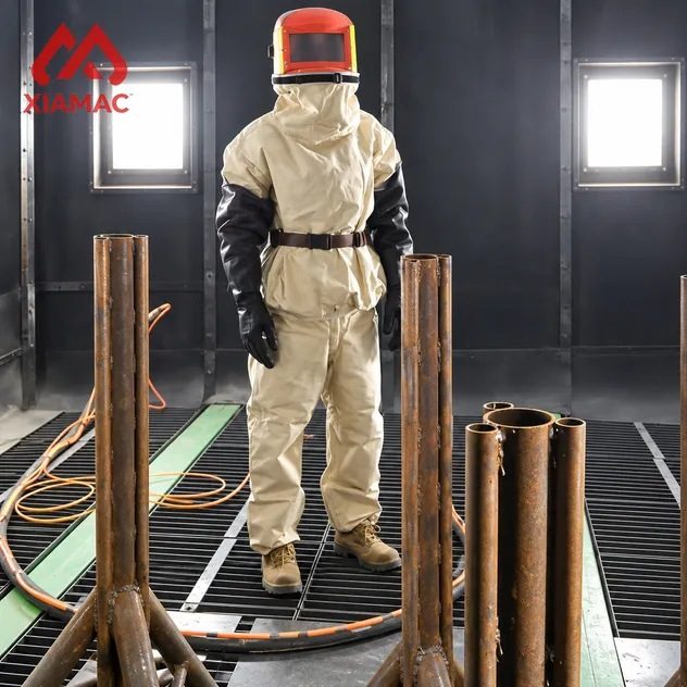 Industrial Manual Sandblast Booth Sand Blasting Room for Steel Structure Parts Cleaning and Surface Treatment