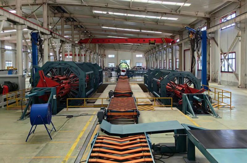 Two-chain tube cutting machine