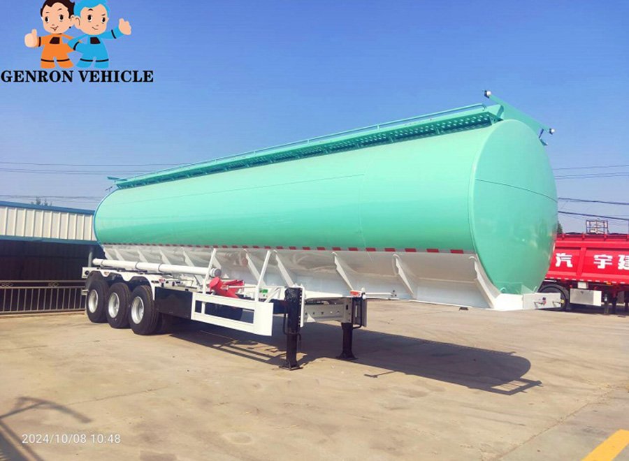 3 Axle Carbon Steel Fuel Tanker Semi Trailer 30,000L - 60,000L Capacity
