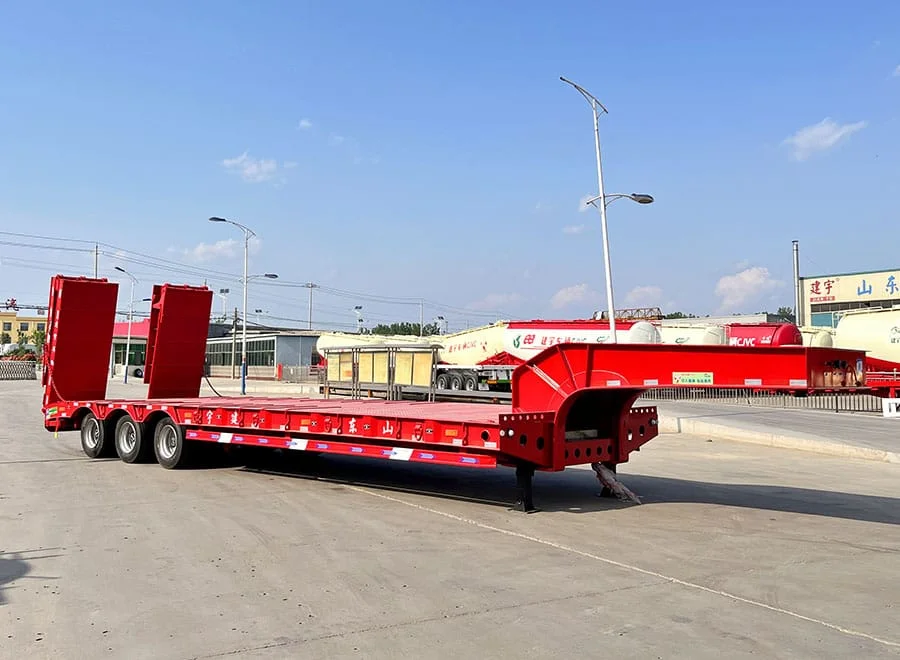 rear loading ramps of 3 axle low bed trailer