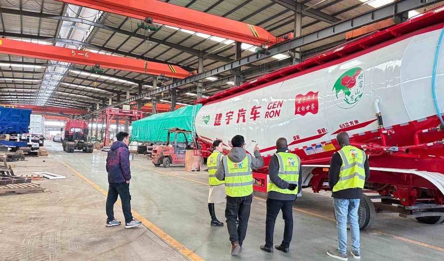 Customer from Guinea