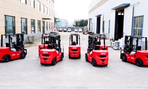 Batch Forklifts from KOTAI Ready to Be Shipped to Africa