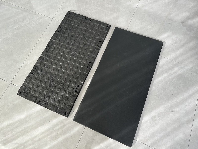 Commercial Gym Rubber Tile 1m x 0.5m 