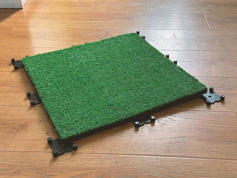 Artificial Grass Topped Rubber Floor Tile
