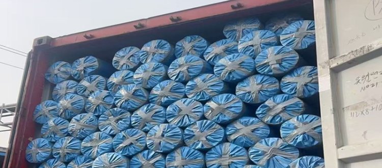 Packed rolls Container Loading