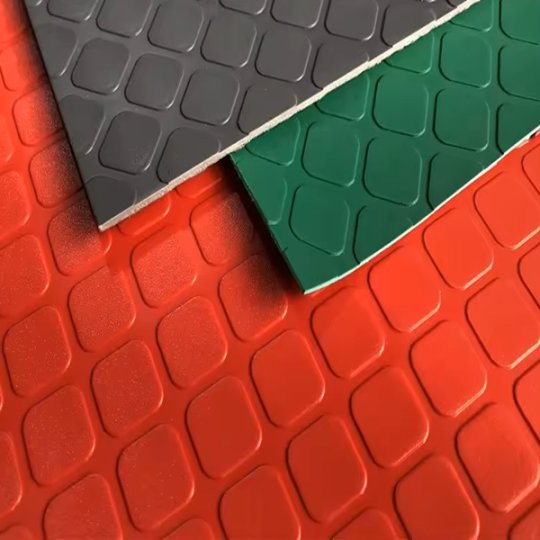 Colorful 2mm Anti-Slip Flooring PVC Vinyl Floor Sqaure pattern Mat