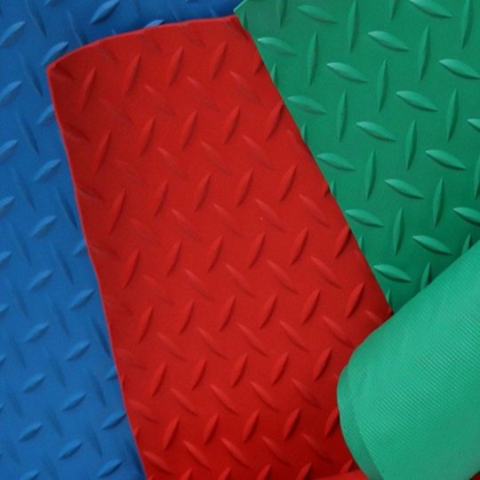 Diamond-Patterned Garage TPE Floor Mat Roll for car boat workshop