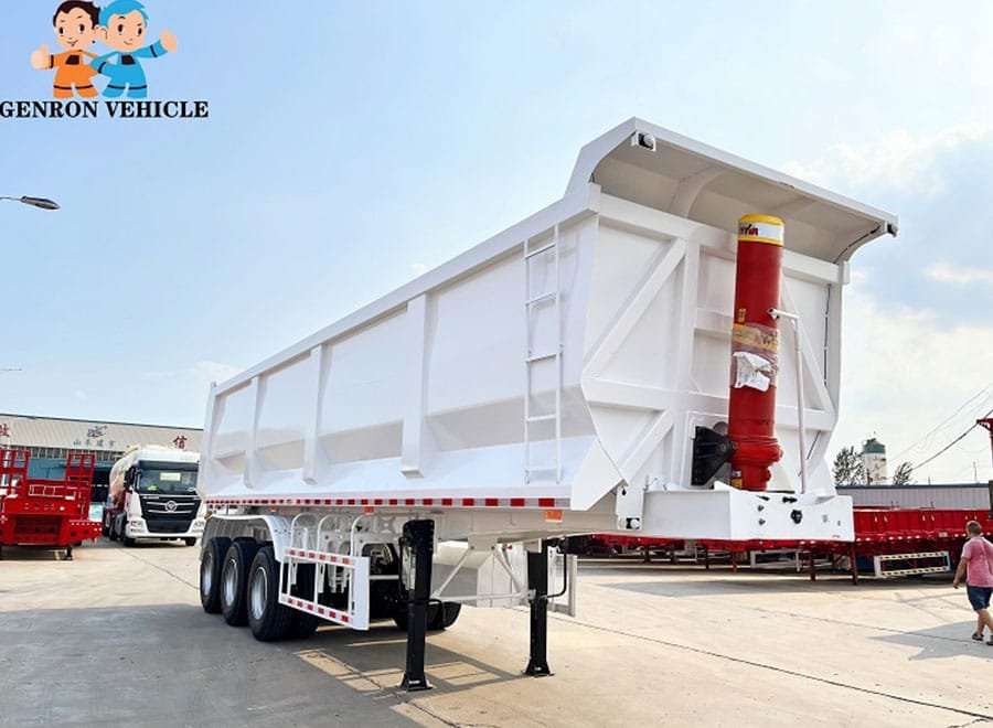 Semi-remorque benne arrière en U à 3 essieux, capacité 40-60 tonnes, pour l'industrie minière.