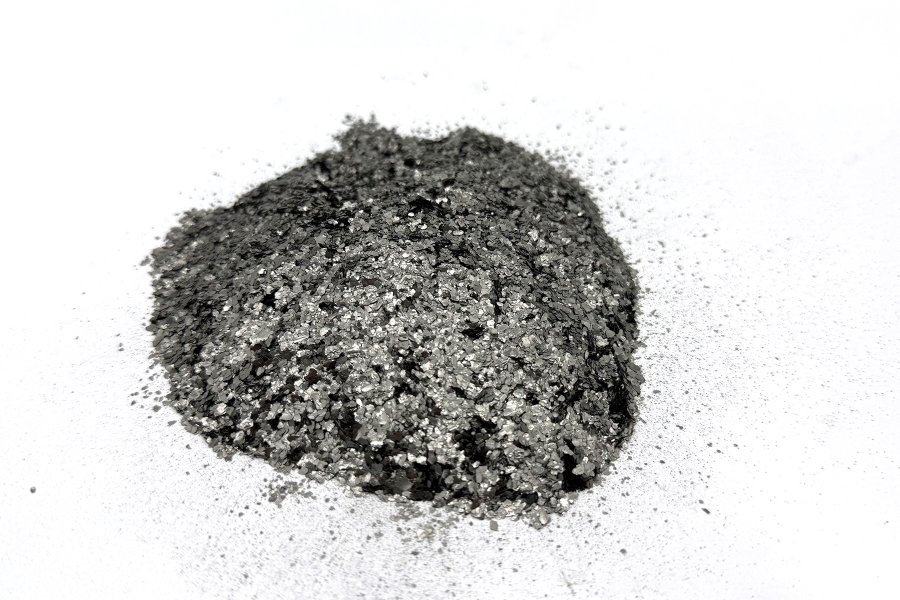 Natural Graphite Flakes