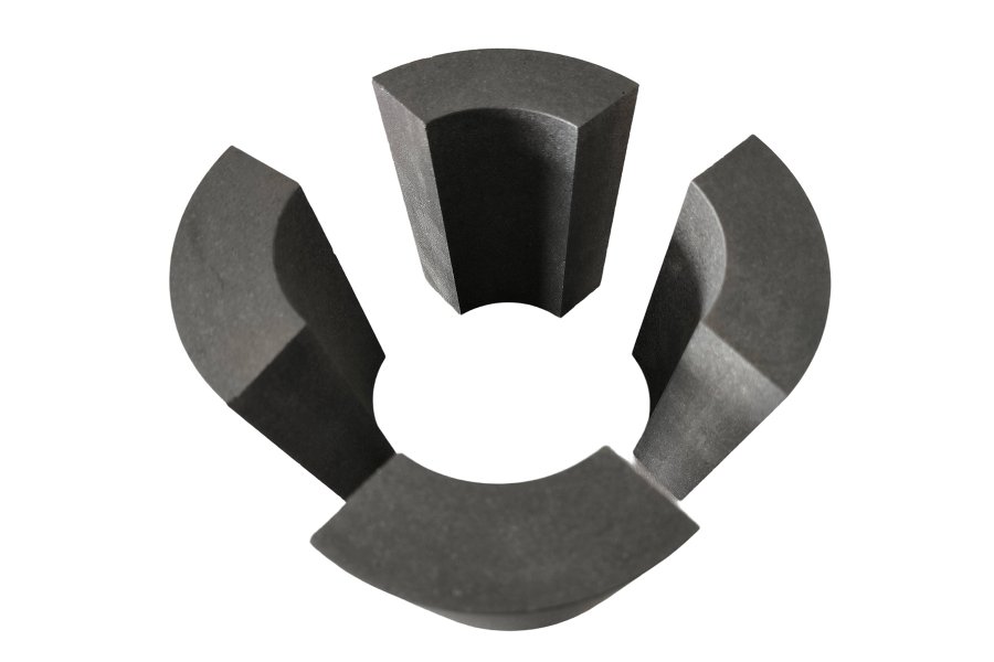 Graphite anodes