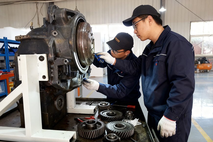 HYDRAULIC VALVE REPAIR 3