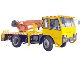 Diesel underground lift crane