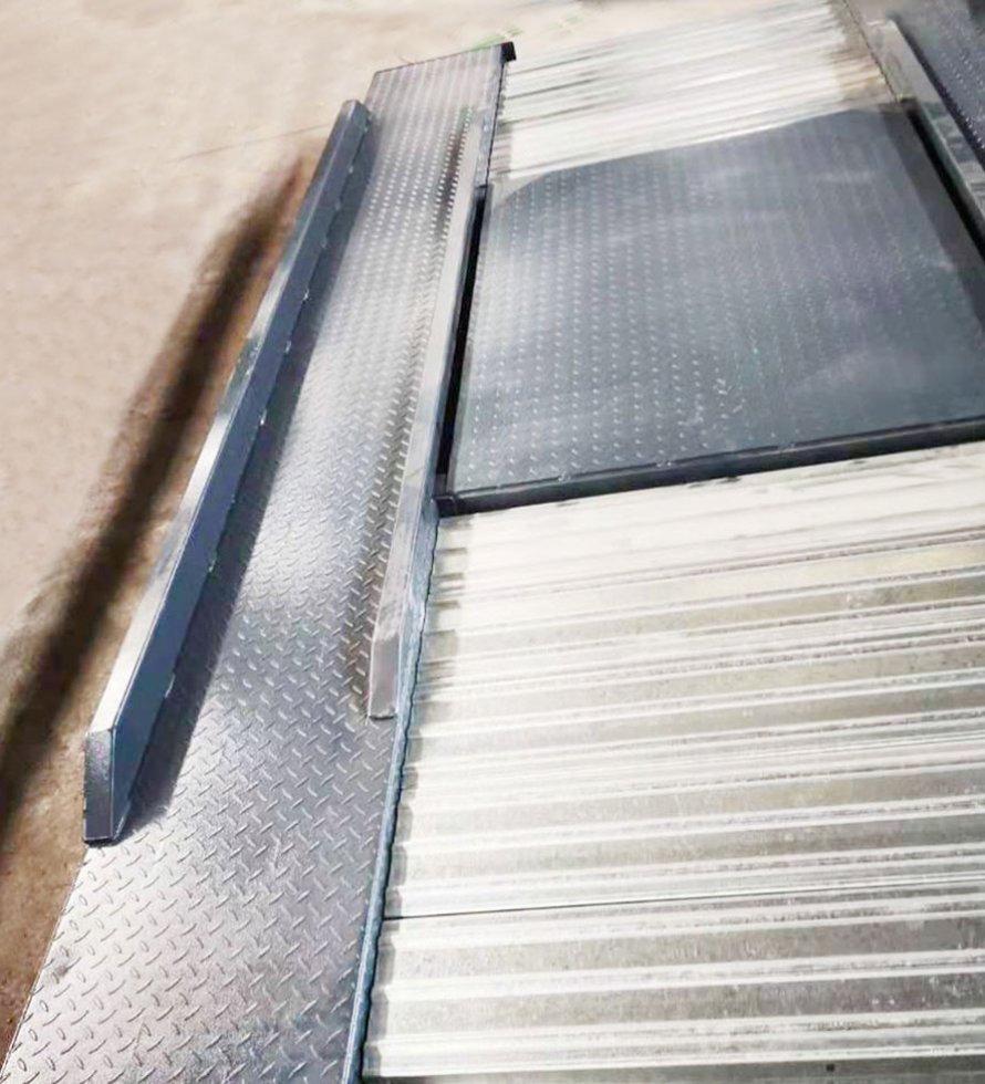 _0071_Single Post Parking Lift 2