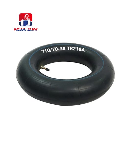 Pneu traseiro de tratores de alta potência com câmara de ar 710/70-38 TR218A