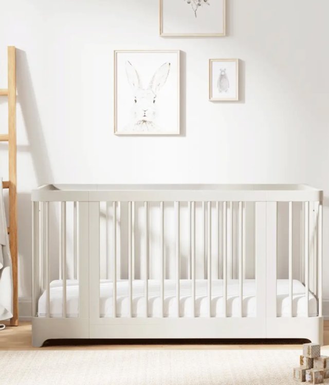 Convertible 3-in-1 Solid Wood Baby Crib 