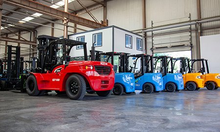 La gamme de chariots élévateurs de Kotai Heavy Industry a passé avec succès les contrôles de sortie d'usine et est expédiée en grande quantité vers les marchés d'Amérique latine