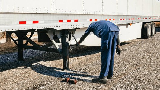 Semi-Trailer Landing Gear Guide