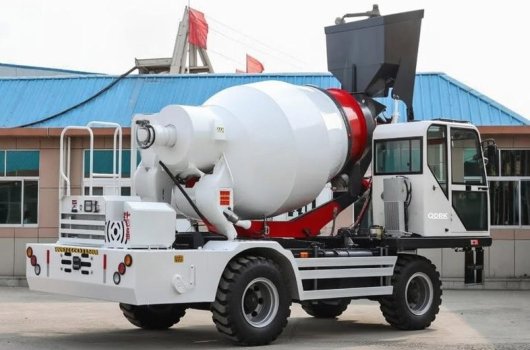 Navigating the Purchase: Essential Self Loading Concrete Mixer Insights