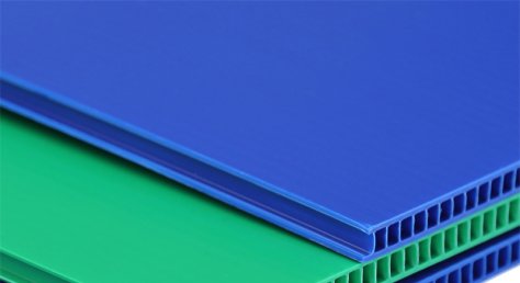 Extrusion Device for Corrugated Plastic Sheets Using Powder Raw Materials
