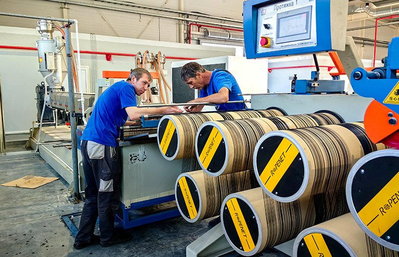 俄罗斯扁丝拉丝机安装调试