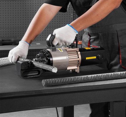 Portable Electric Rebar Cutter PC-28 (max. cutting 28mm rebar)