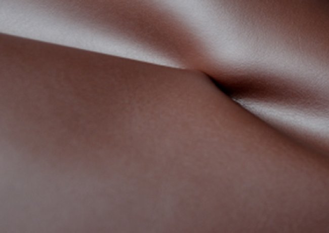 Differences in properties and classification characteristics between microfiber leather and regular leather