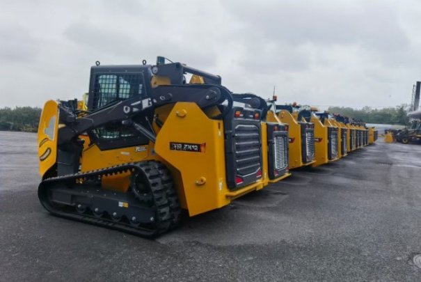 How to Choose the Right Skid Steer Sweeper for Construction, Landscaping, and Property Maintenance