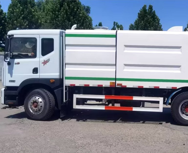 7.3T /12T/ 18T  Road Sweepers