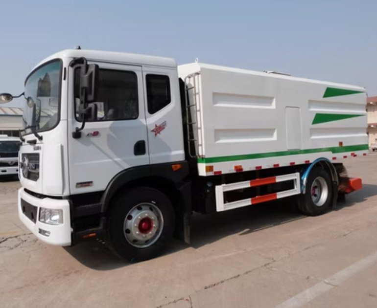 7.3T /12T/ 18T  Road Sweepers