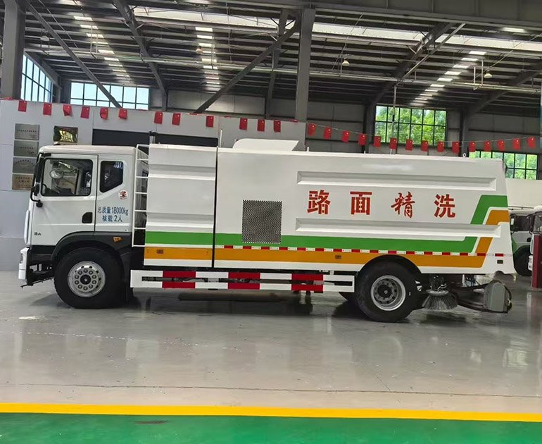 Industrial Vacuum Sweepers
