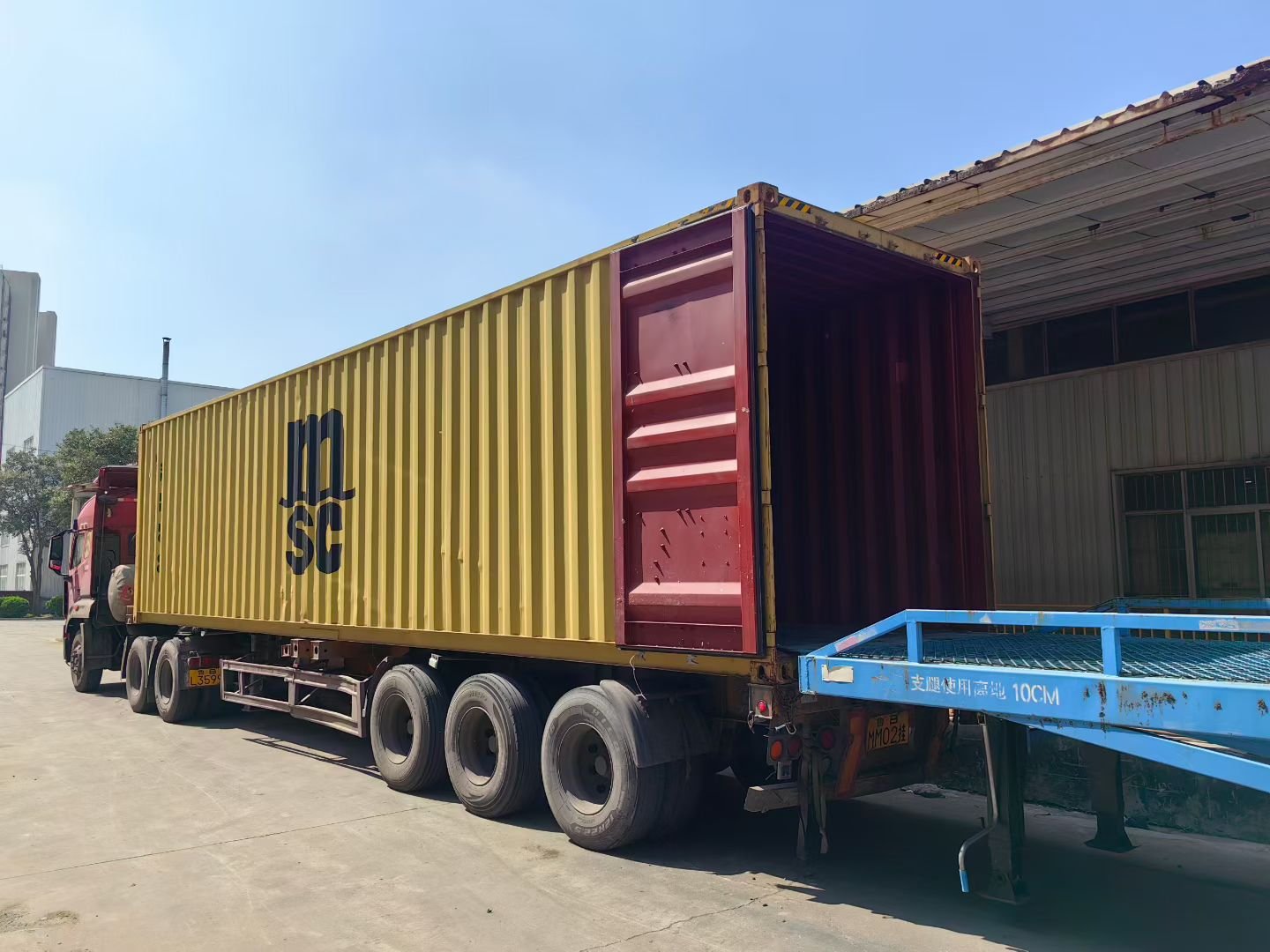 9m fully hydraulic mobile light tower ready for shipment