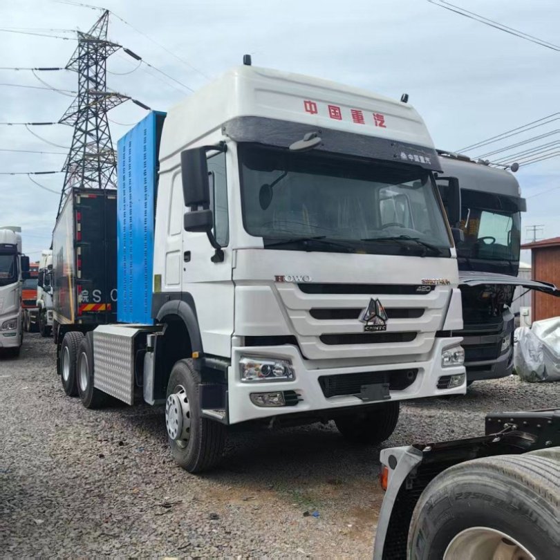 Innovative Gas-Powered Tractor Offers Smart Features for Modern Logistics Operations