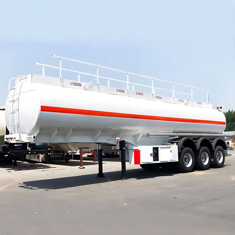 Carbon Steel Oil Tank Semi Trailer with Anti Roll Baffles and Emergency Valves for Petroleum Product Transportation