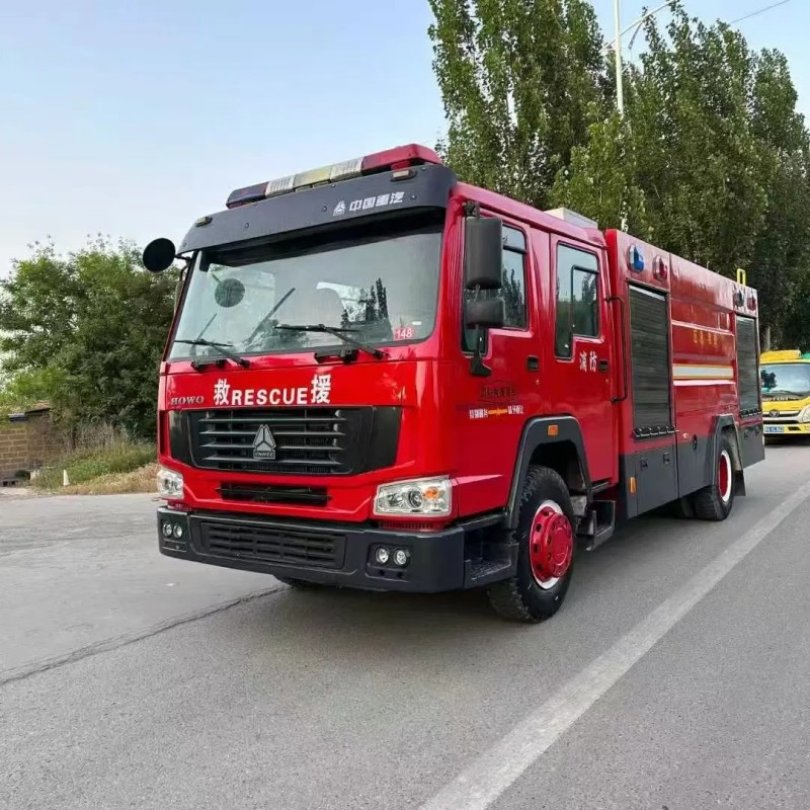 High-Quality HOWO Brand Fire Engine in Excellent Condition