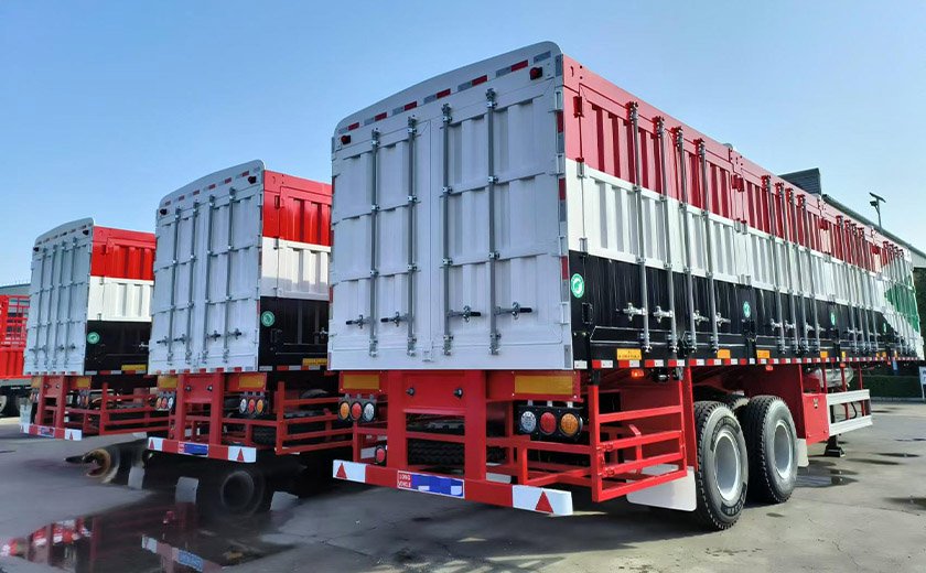 Customized Van Type Stake Semi Trailer