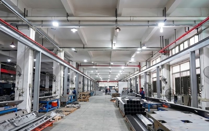 Why Does a Seemingly Simple Metal Enclosure Require 7 Fabricating Stages?
