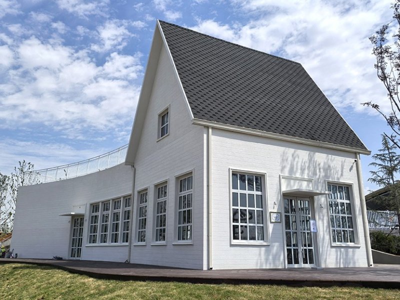 PREFABRICATED HOUSES