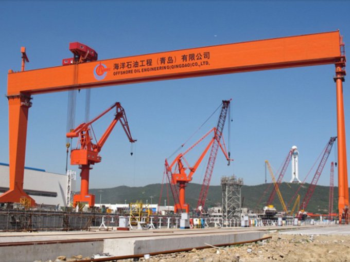 Offshore Oil Engineering (Qingdao) Co., Ltd. 800-ton gantry crane