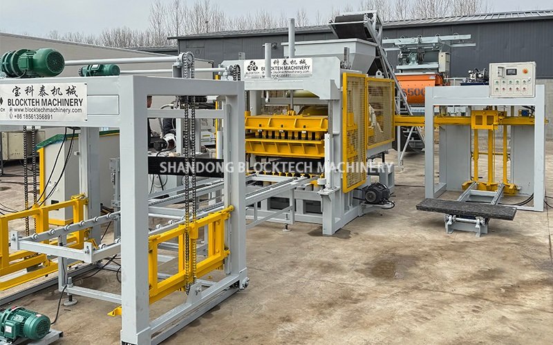 QT5-15 Automatic Concrete Block Making Machine