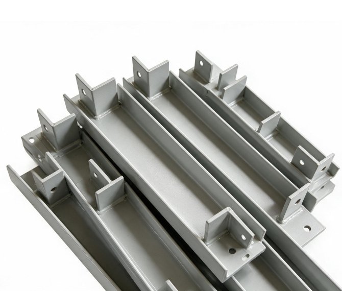 Non-standard U-shaped channel steel welded support / equipment load-bearing bracket