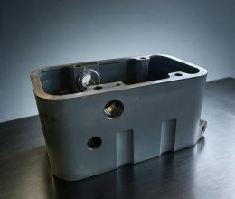 Cast iron reducer housing / gearbox casting