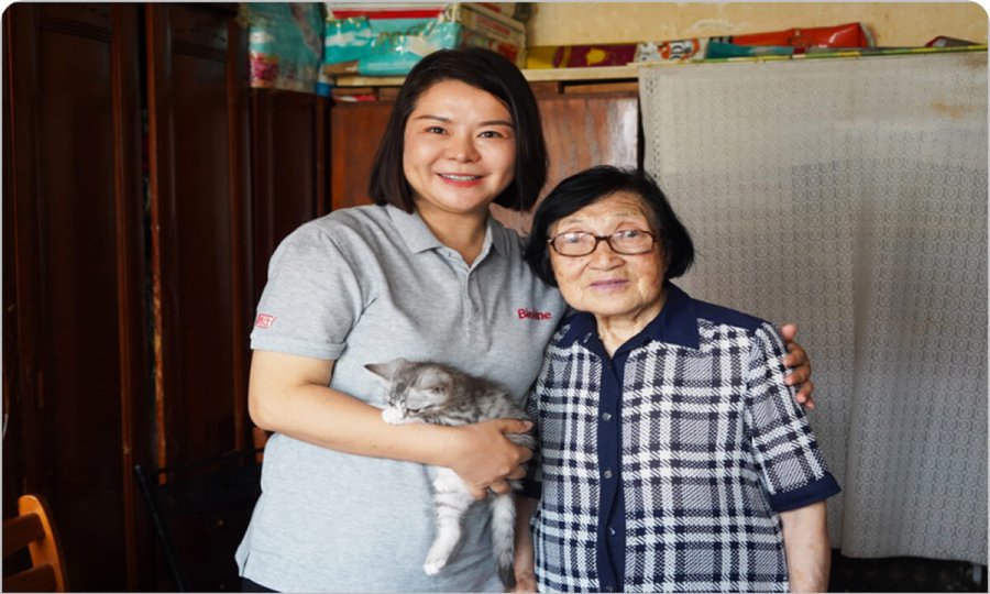 Extending Warmth, Accompanying with Love