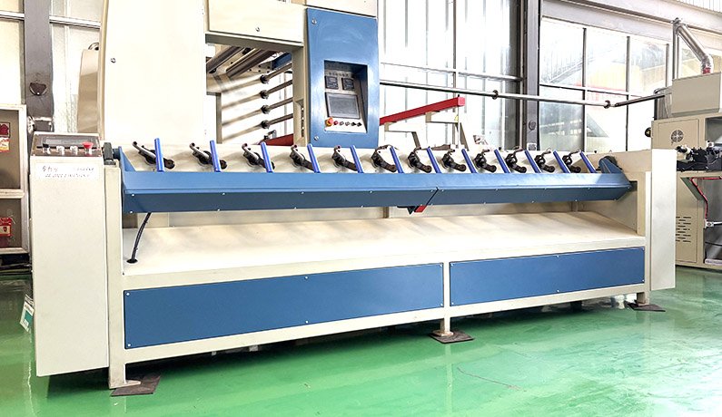 Multi-head ball machine