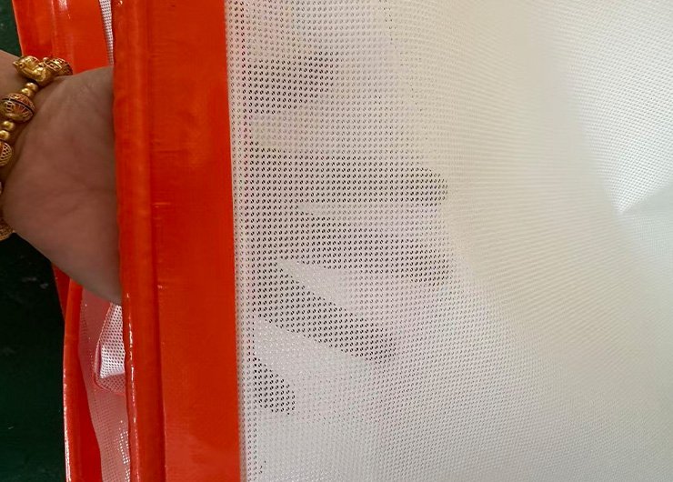 Sheep farm grid belt