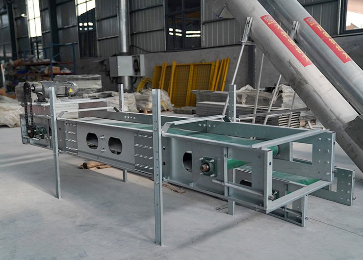 Horizontal and oblique conveyors