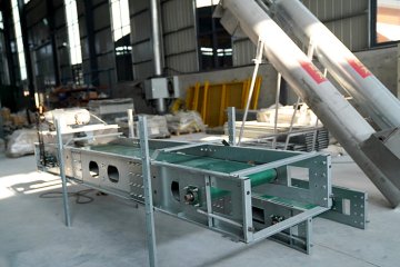 Horizontal and oblique conveyors