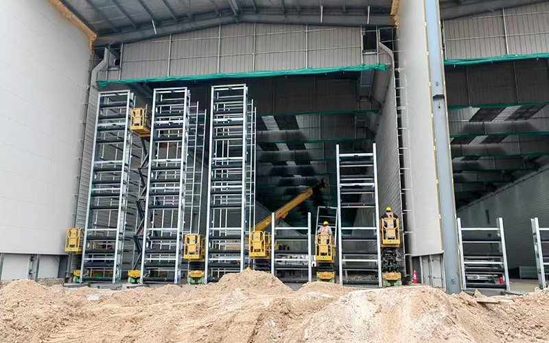 The construction project of a new 5 million-layer chicken farm by Shanxi Jinlong Group was successfully implemented.