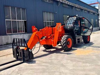 T35-18 Telehander